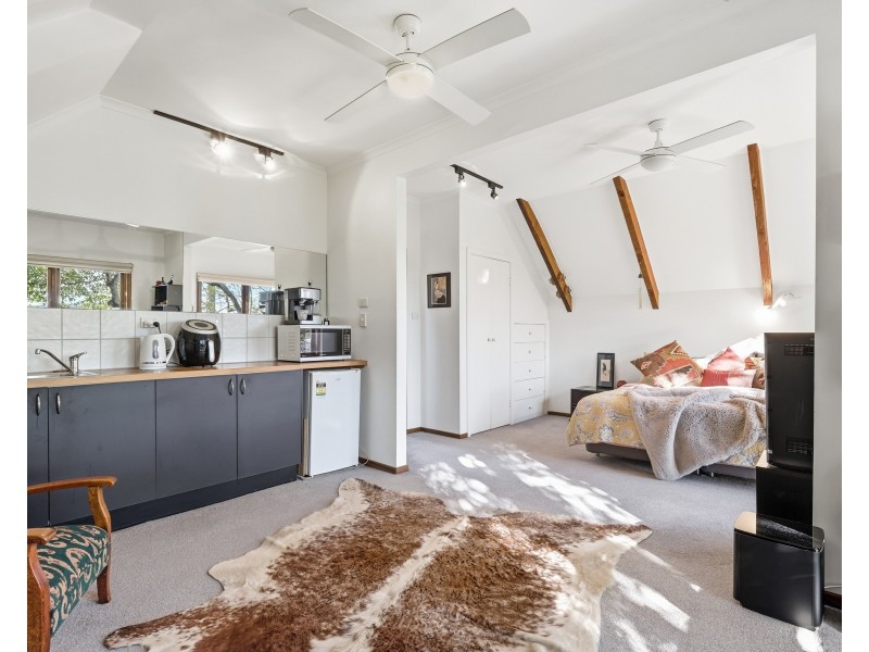 14 SEVES STREET, Altona VIC 3018