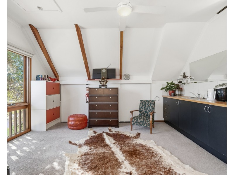 14 SEVES STREET, Altona VIC 3018