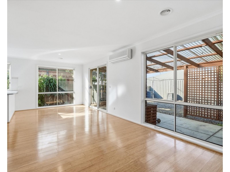 18 PROVENCE GROVE, Hoppers Crossing VIC 3029