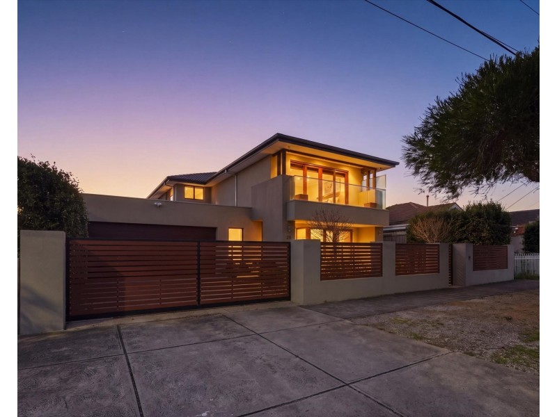 2A UPTON STREET, Altona VIC 3018
