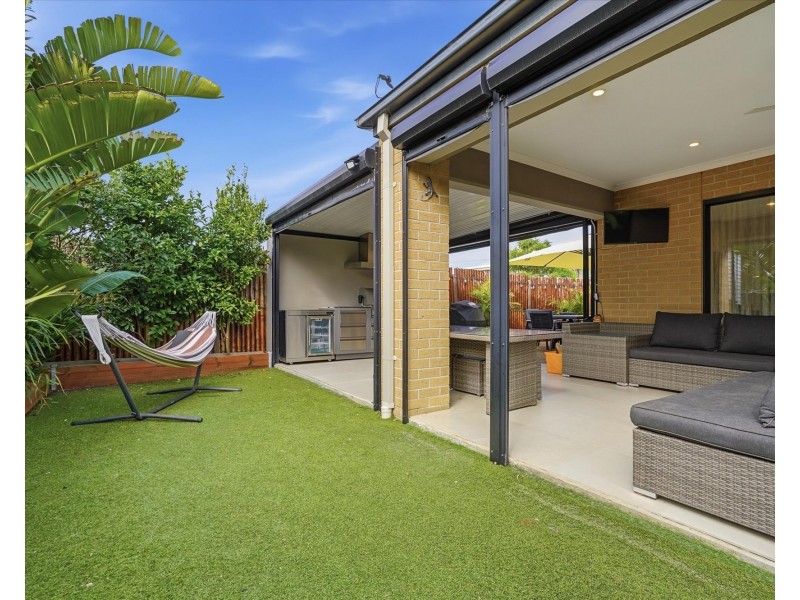 2A UPTON STREET, Altona VIC 3018