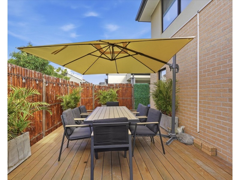 2A UPTON STREET, Altona VIC 3018