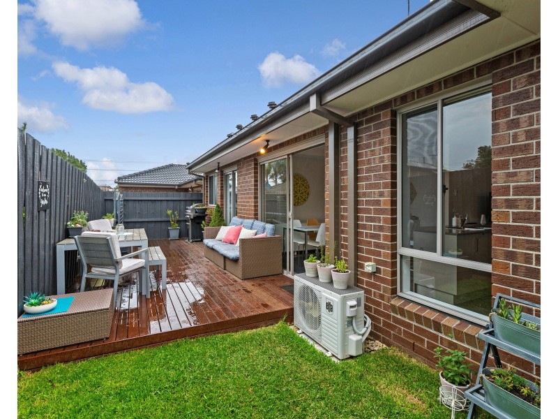 2/1 BOYD STREET, Altona VIC 3018