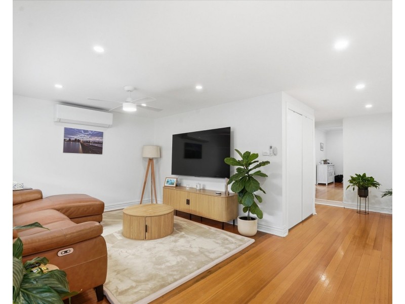 67 GRIEVE PARADE, Altona VIC 3018