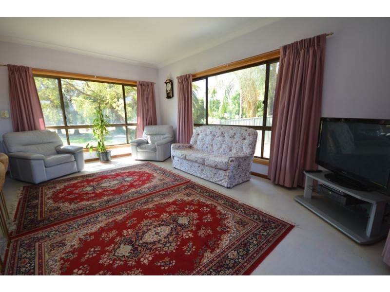 30 Colony Crescent, Dubbo NSW 2830