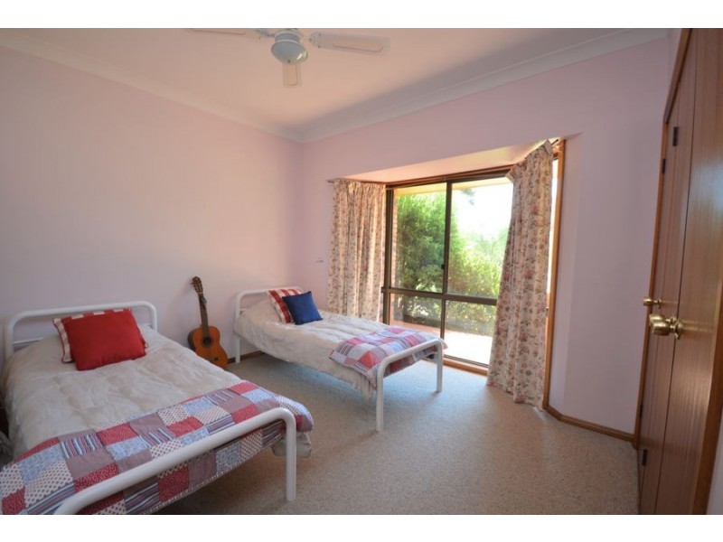 30 Colony Crescent, Dubbo NSW 2830