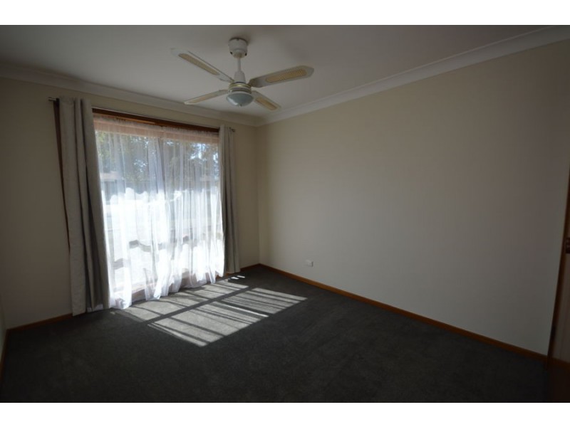 2/4 Rivergum Place, Dubbo NSW 2830