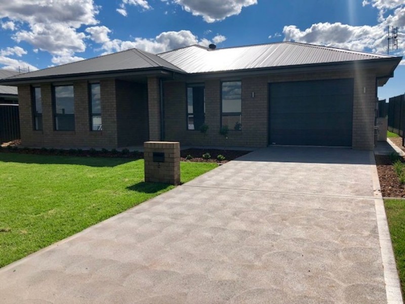 2 Wave Court, Dubbo NSW 2830