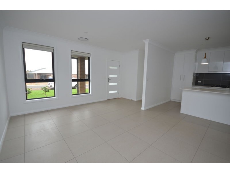 2 Wave Court, Dubbo NSW 2830