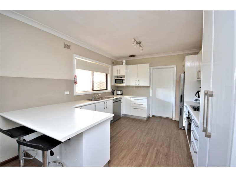 13 East Street, Dubbo NSW 2830