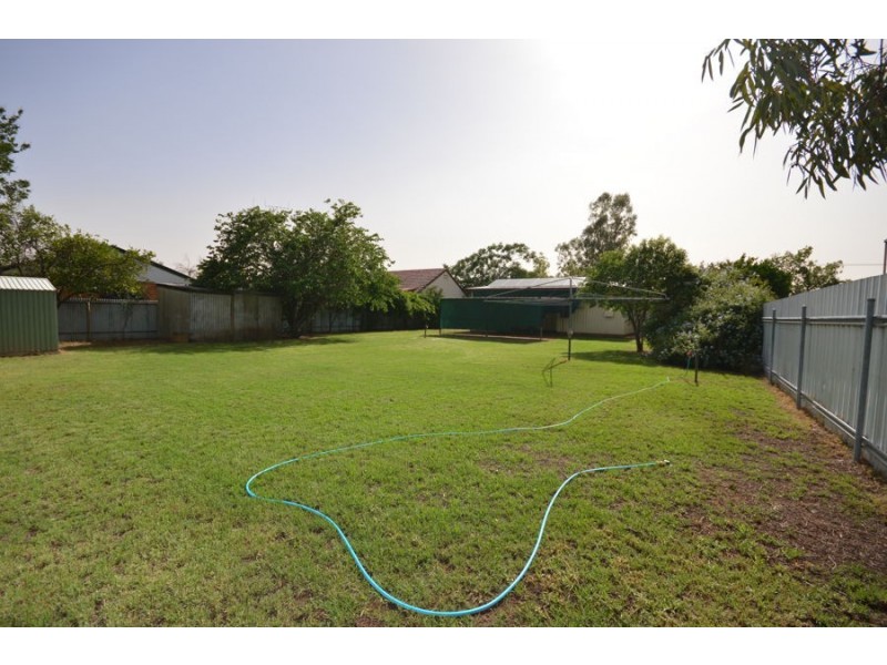 46 Third Avenue, Narromine NSW 2821