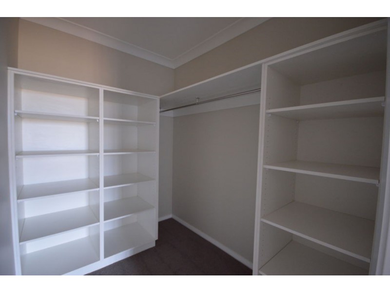 1 Yarra Place, Dubbo NSW 2830