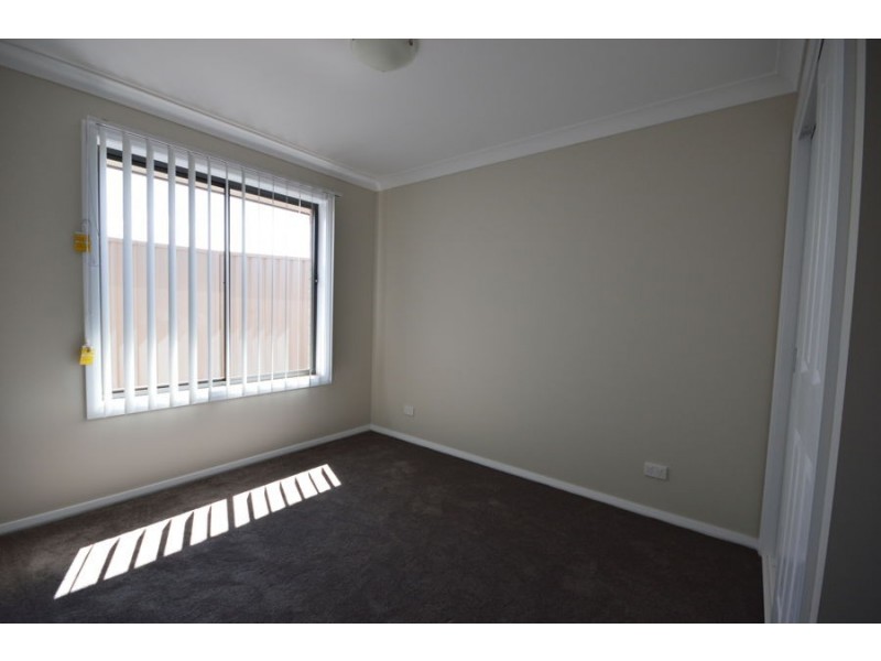 1 Yarra Place, Dubbo NSW 2830