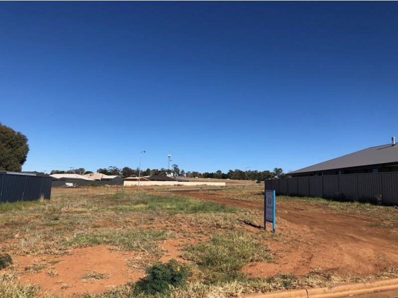 50 Spears Drive, Dubbo NSW 2830