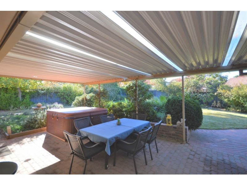 4 Bell Avenue, Dubbo NSW 2830