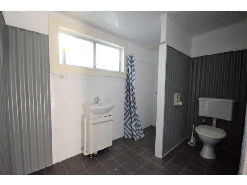 77 Taylor Street, Dubbo NSW 2830