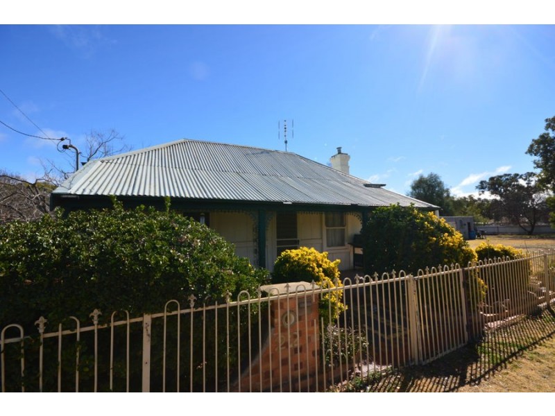 22 Wellington Street, Geurie NSW 2831