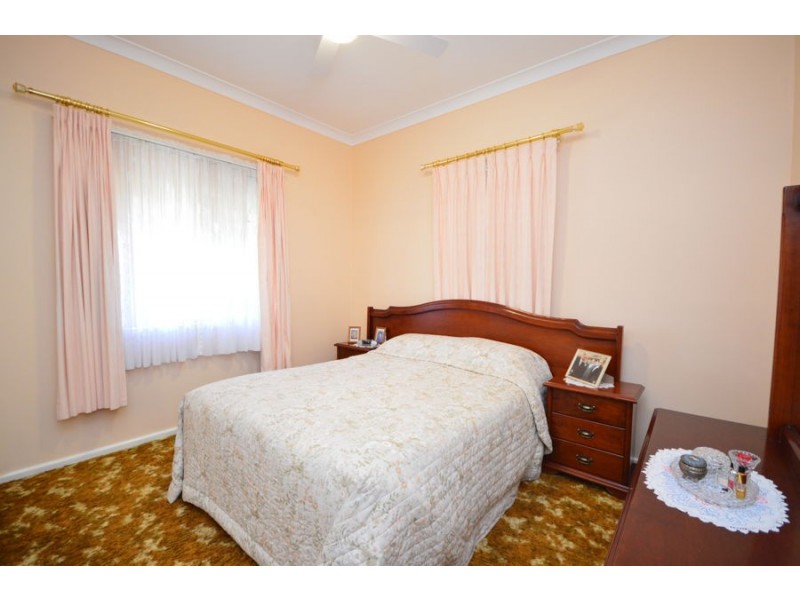 29 Hampden Street, Dubbo NSW 2830