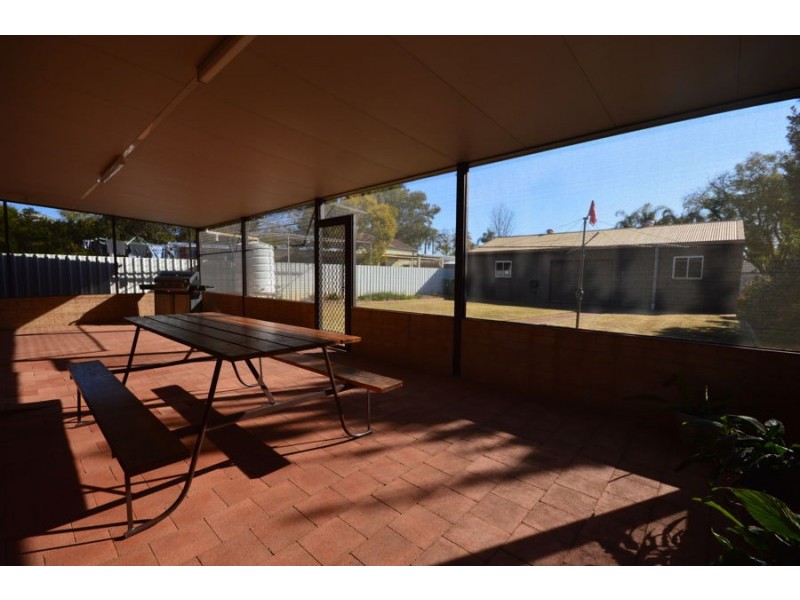 29 Hampden Street, Dubbo NSW 2830