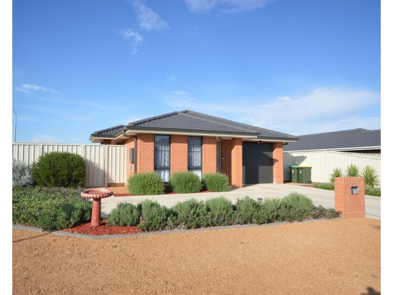 18A Snowy Crescent, Dubbo NSW 2830