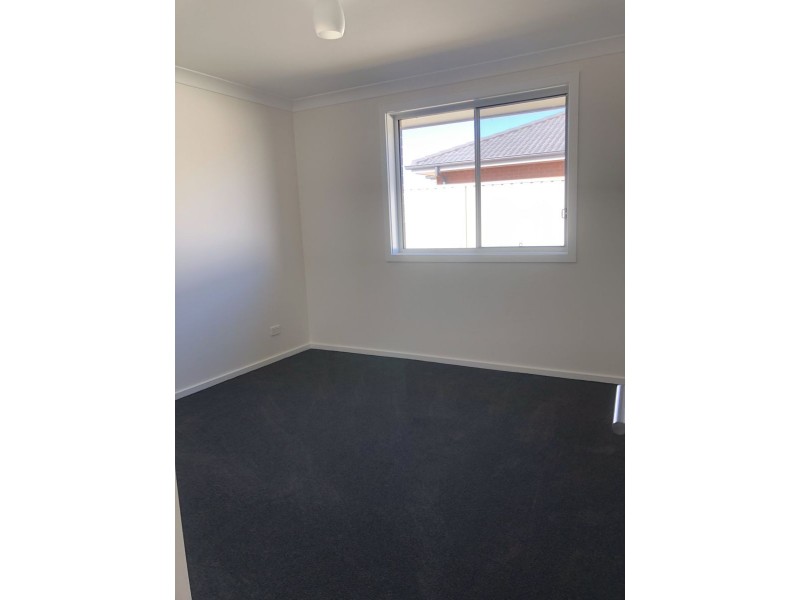 18B Snowy Crescent, Dubbo NSW 2830