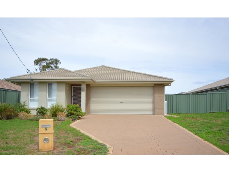 5 Alkira Street, Dubbo NSW 2830