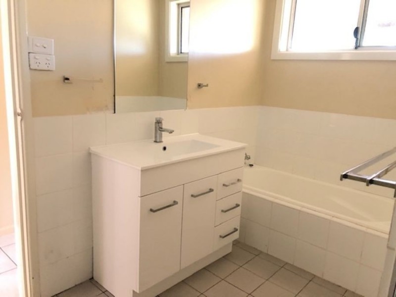 32 Springfield Way, Dubbo NSW 2830