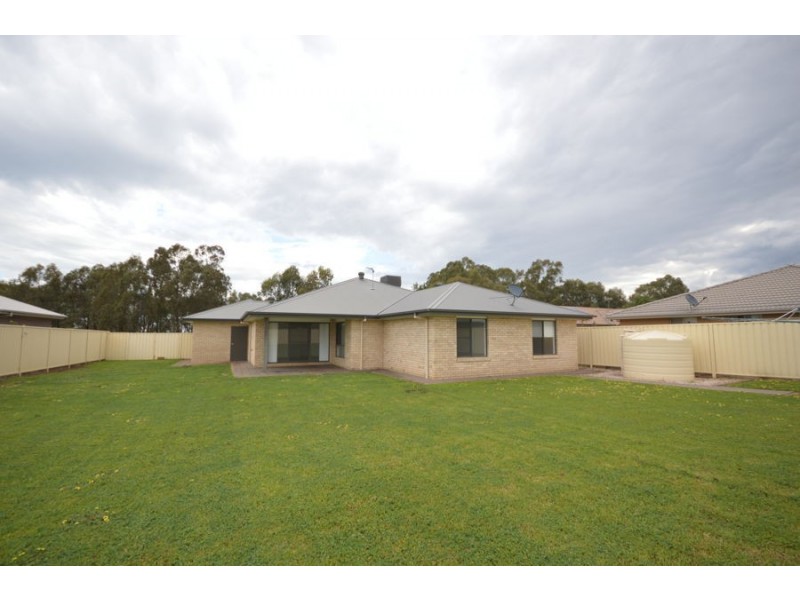 29 Durum Circuit, Dubbo NSW 2830