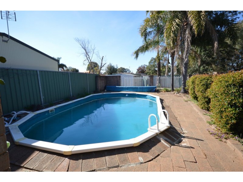 8 Clews Street, Dubbo NSW 2830