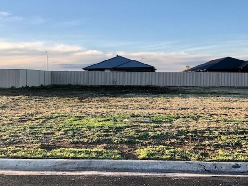 16 Yarra Place (Lot  18), Dubbo NSW 2830