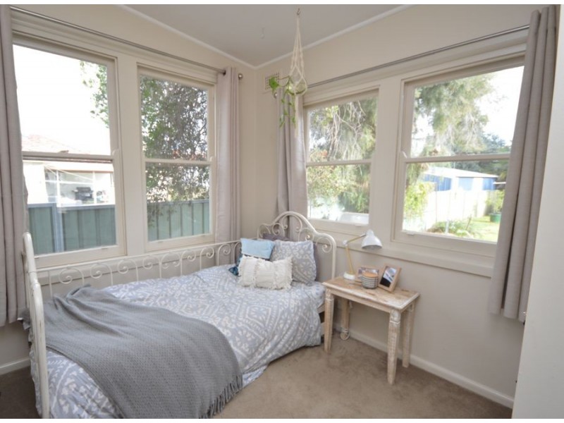 25 Crown Street, Dubbo NSW 2830