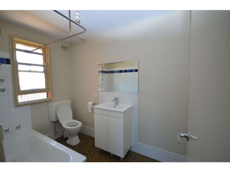 25 Lunar Avenue, Dubbo NSW 2830