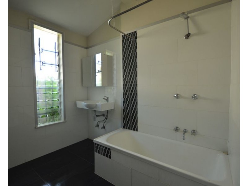 25 Goode Street, Dubbo NSW 2830