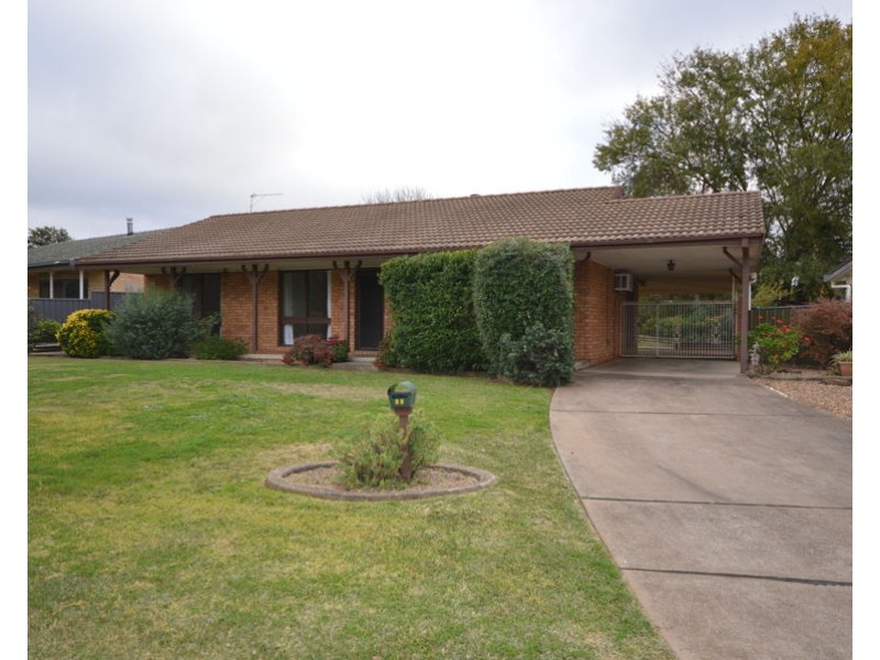 15 Mackay Drive, Dubbo NSW 2830