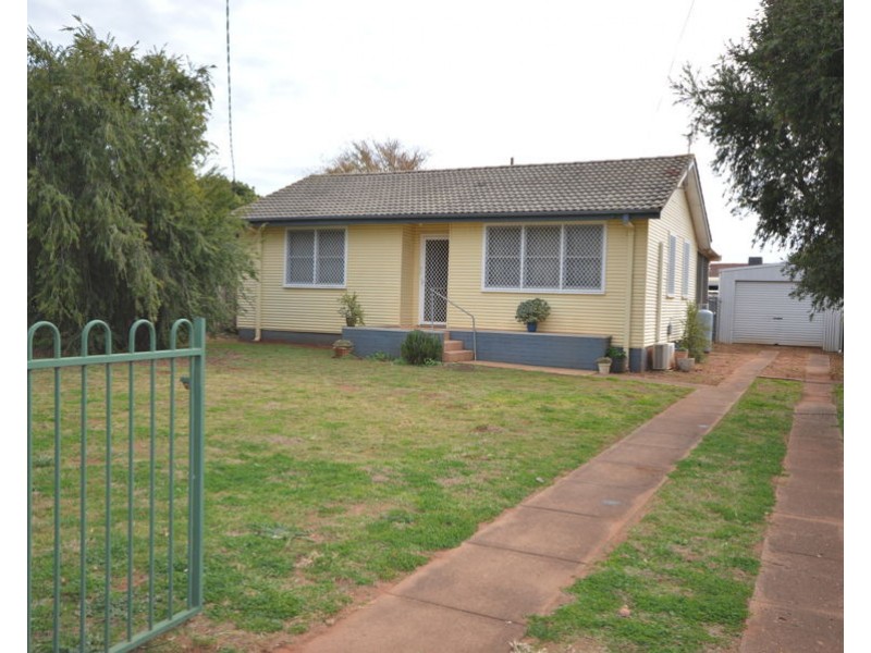 37 Yulong Street, Dubbo NSW 2830
