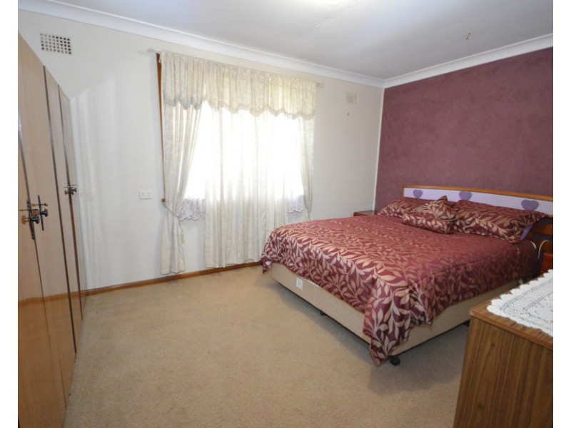 37 Yulong Street, Dubbo NSW 2830