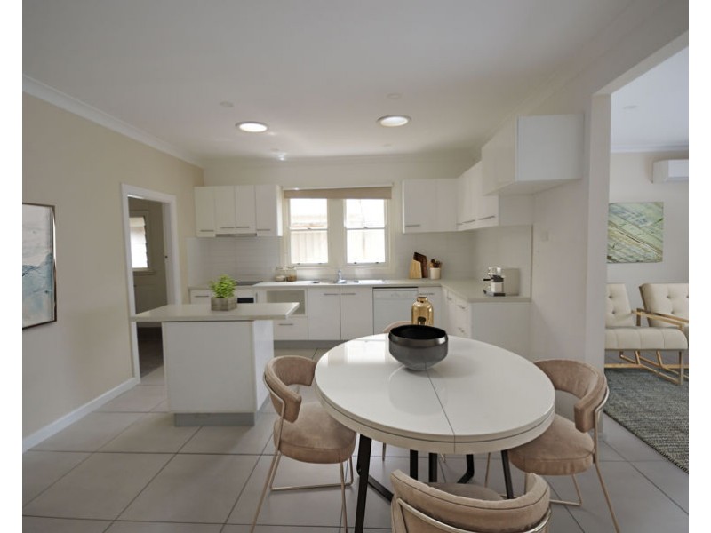 8 Barbijal Street, Brocklehurst NSW 2830