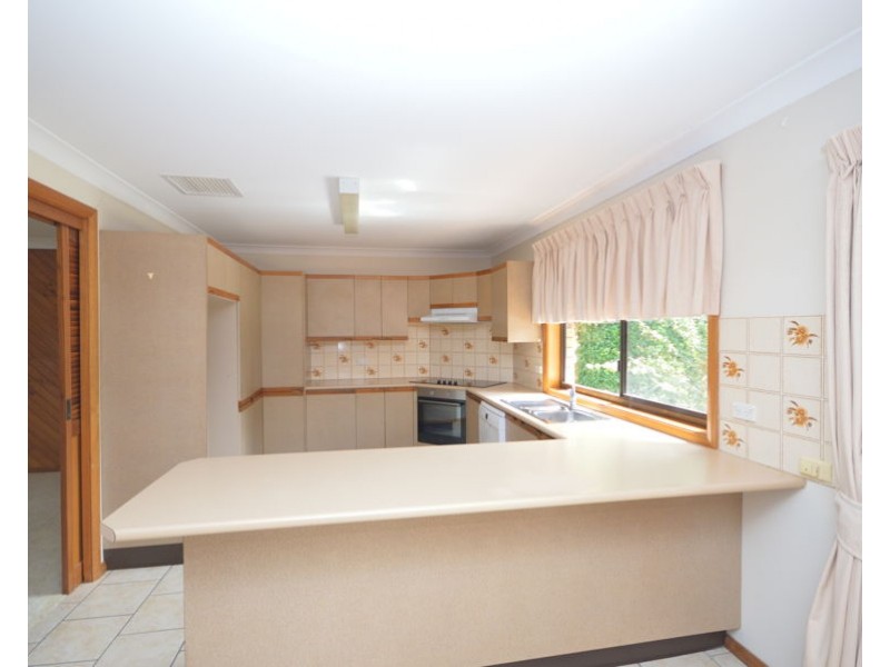 4 Meadowbank Drive, Dubbo NSW 2830