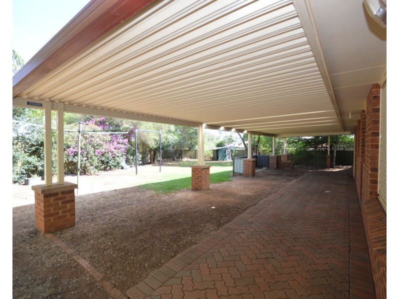 36 John Glenn Place, Dubbo NSW 2830