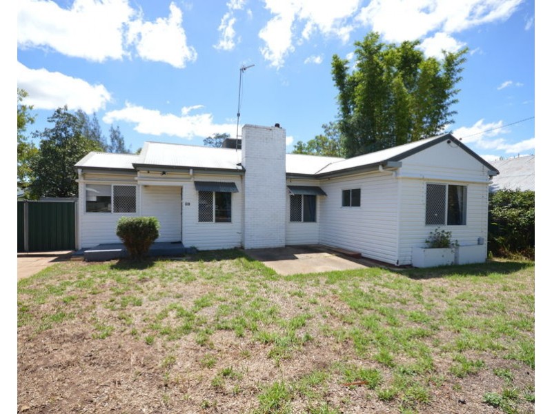 15 Mary Street, Dubbo NSW 2830