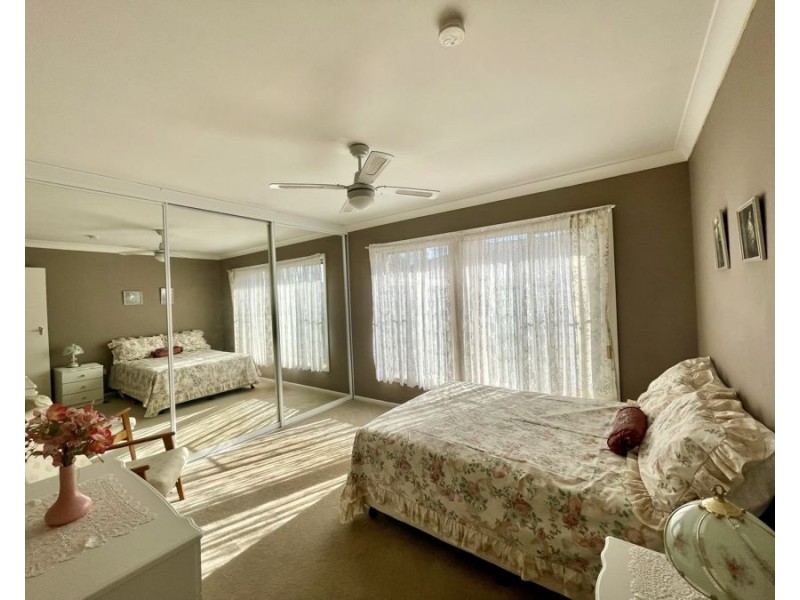 40 Howard Avenue, Dubbo NSW 2830