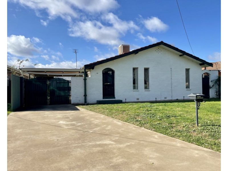 40 Howard Avenue, Dubbo NSW 2830