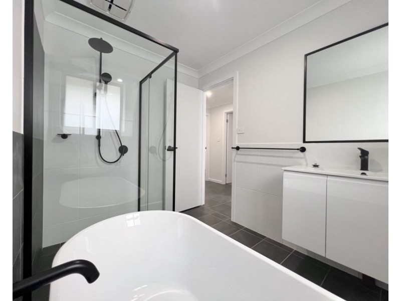 6 Malanda Avenue, Dubbo NSW 2830