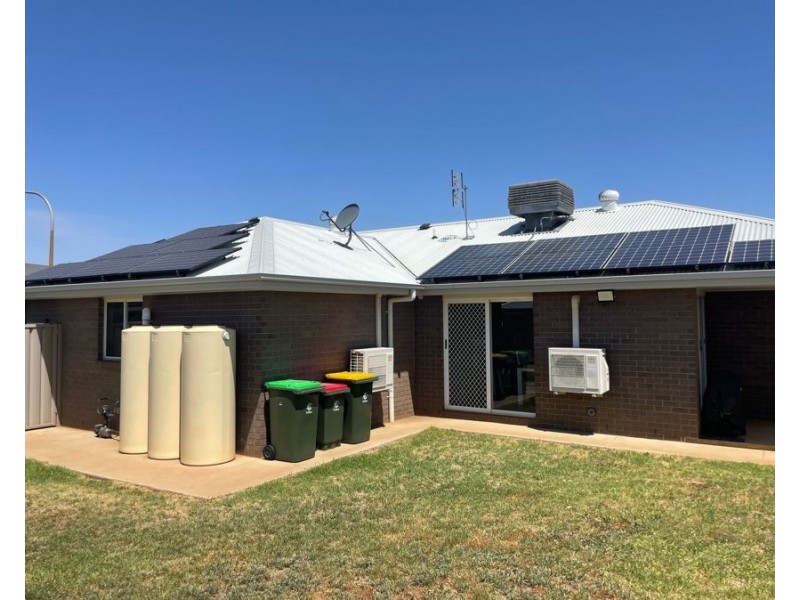 56 Spears Drive, Dubbo NSW 2830