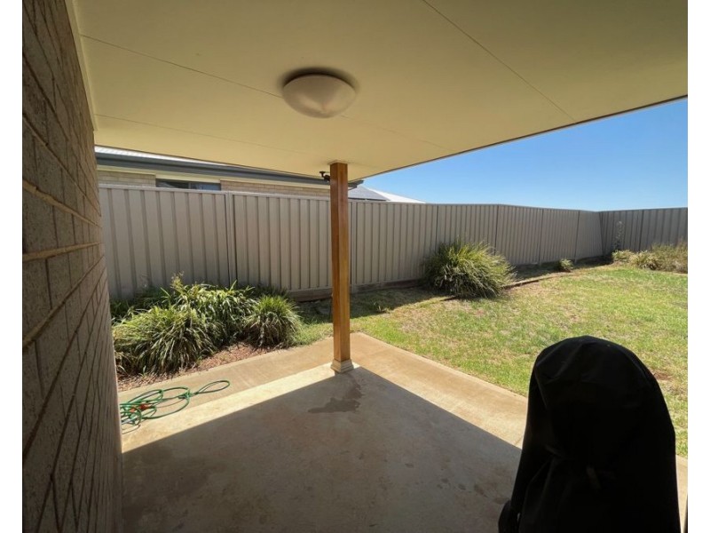 56 Spears Drive, Dubbo NSW 2830