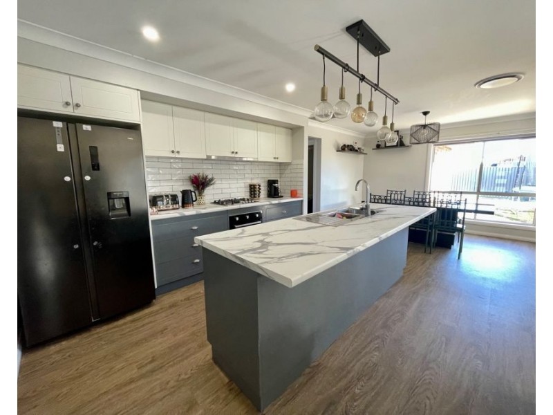 20 Bradford Circuit, Dubbo NSW 2830