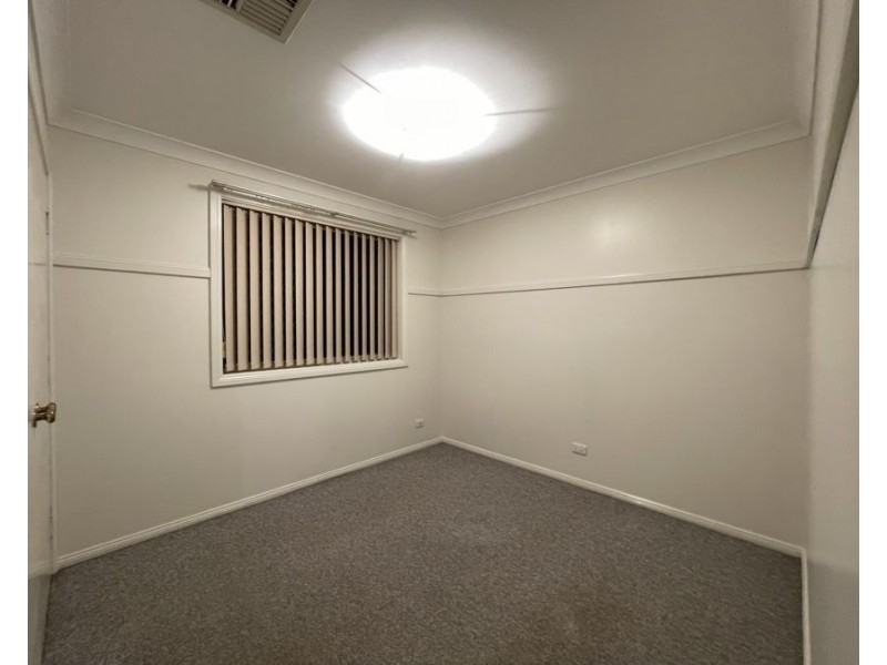 6 Parkland Place, Dubbo NSW 2830