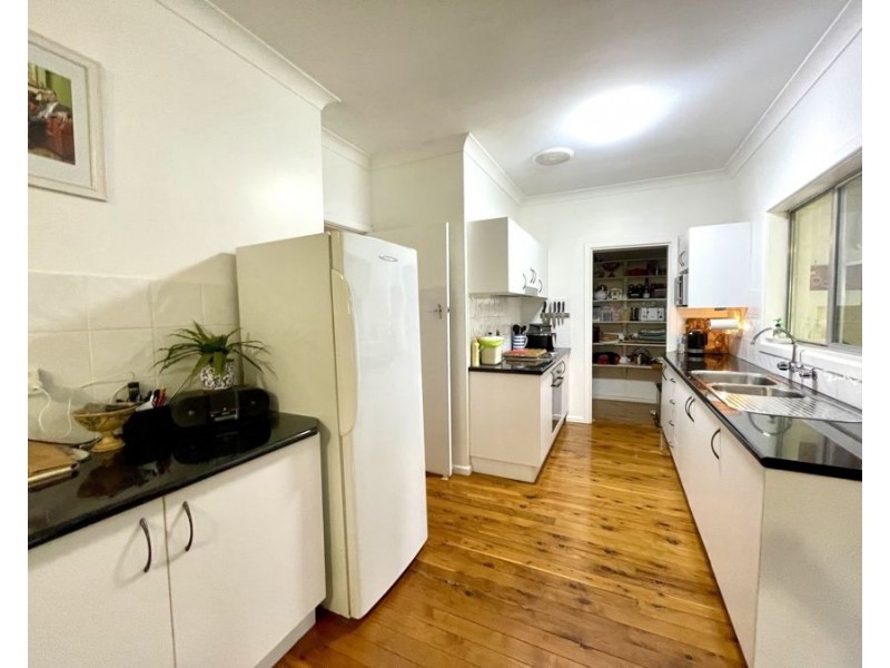 36 Banksia Crescent, Dubbo NSW 2830