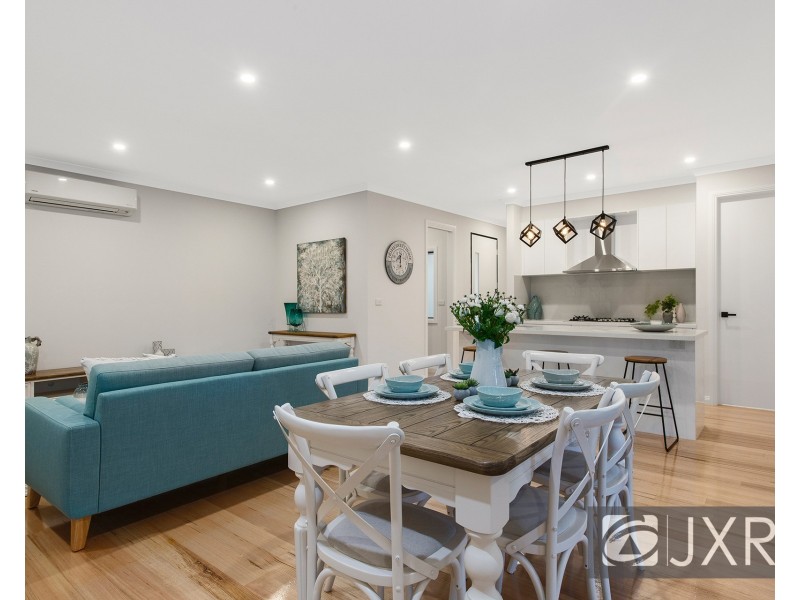 2/35 Medoro Grove, Mulgrave VIC 3170