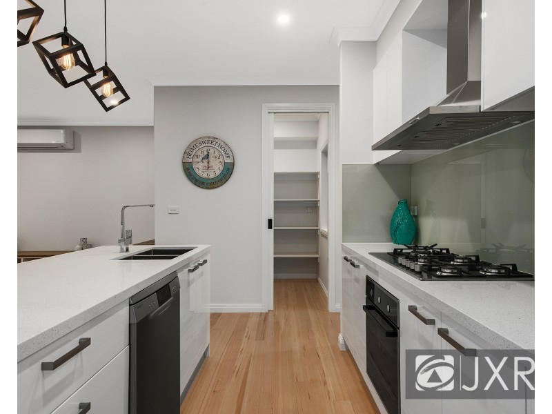 2/35 Medoro Grove, Mulgrave VIC 3170